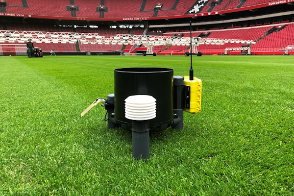 TurfGuard Station met Temperatuur en RV sensor